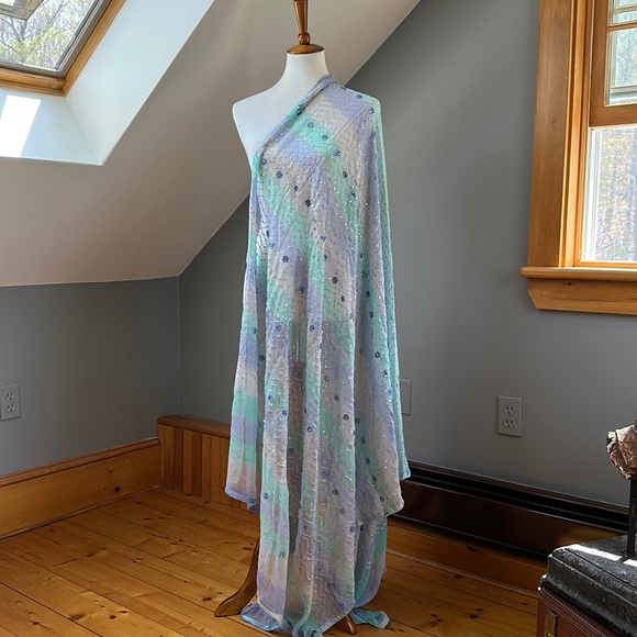 Vintage Ombré Ocean Sequined Wrap - Picture 3 of 13